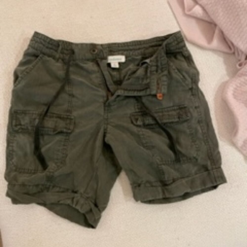 Sundance Cargo Shorts size 4